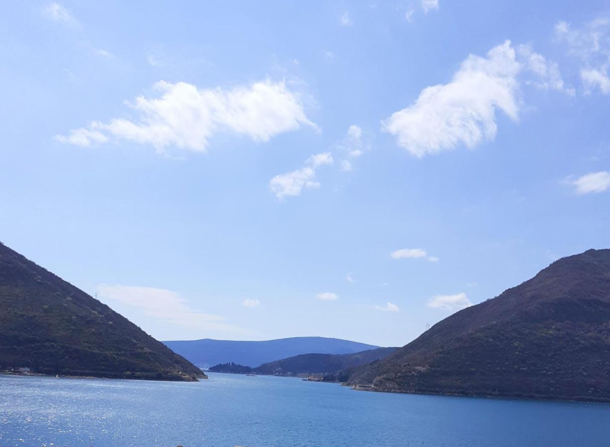 Appartamento Bella Vista Zmukic Perast Esterno foto