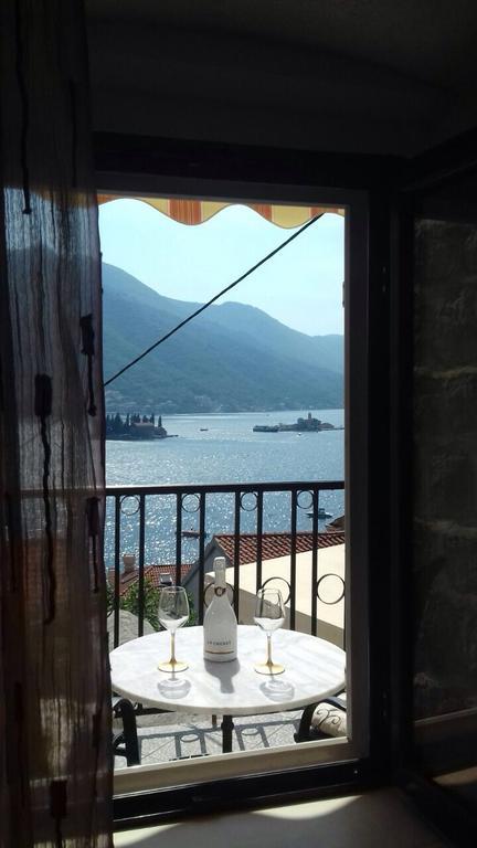 Appartamento Bella Vista Zmukic Perast Esterno foto
