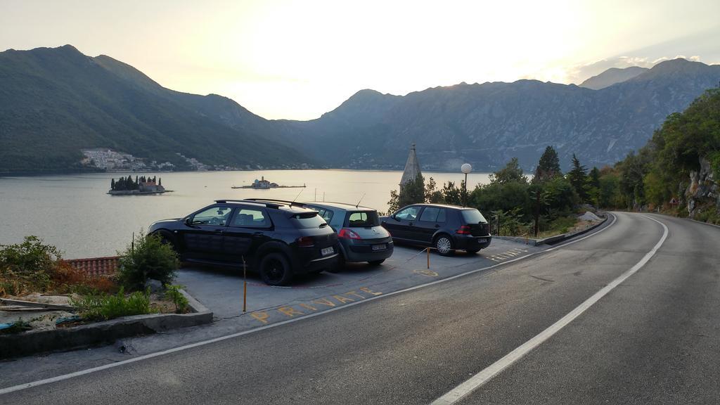 Appartamento Bella Vista Zmukic Perast Esterno foto