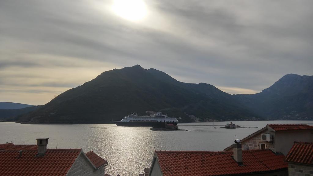 Appartamento Bella Vista Zmukic Perast Esterno foto