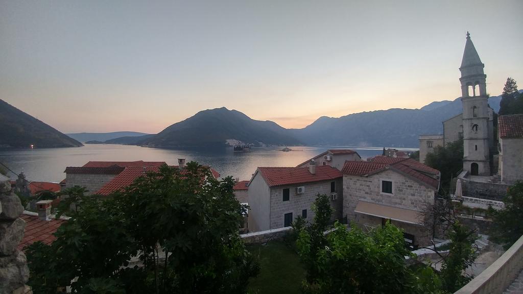 Appartamento Bella Vista Zmukic Perast Esterno foto