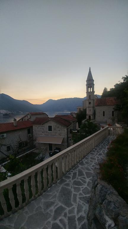 Appartamento Bella Vista Zmukic Perast Esterno foto