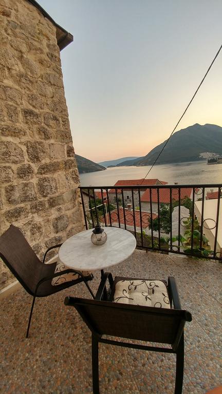 Appartamento Bella Vista Zmukic Perast Esterno foto